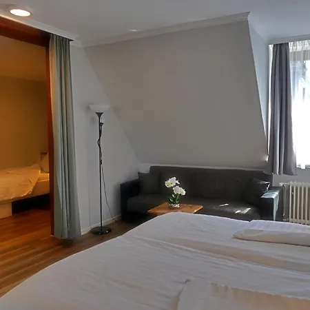 Wennhof 3*